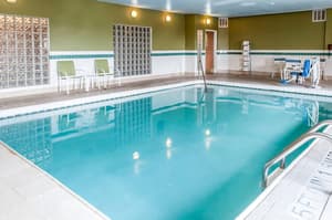 thumbnail: Pool