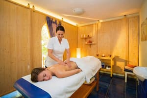thumbnail: Massage