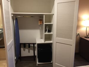 thumbnail: Room amenity