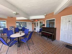thumbnail: General view