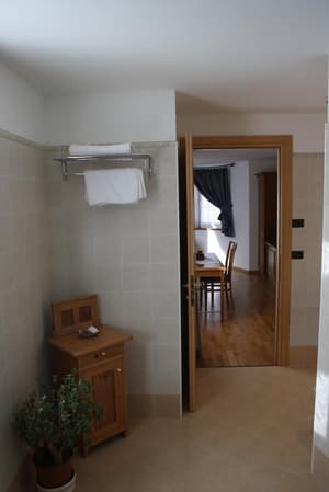 thumbnail: Interior
