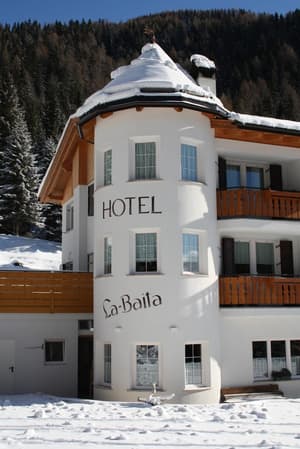 thumbnail: Exterior