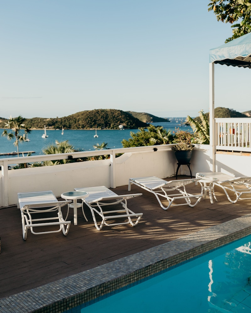 Sundeck