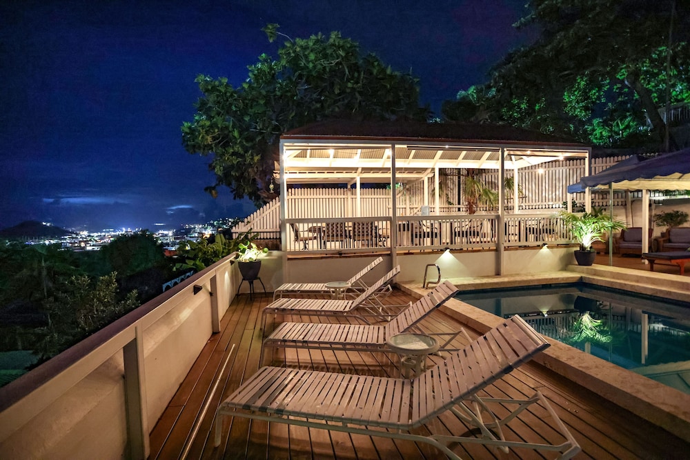 Sundeck