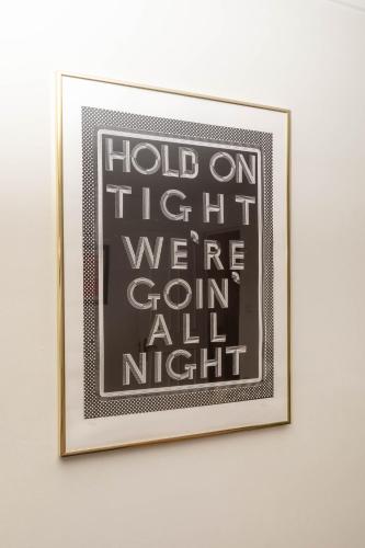 576081190.jpg