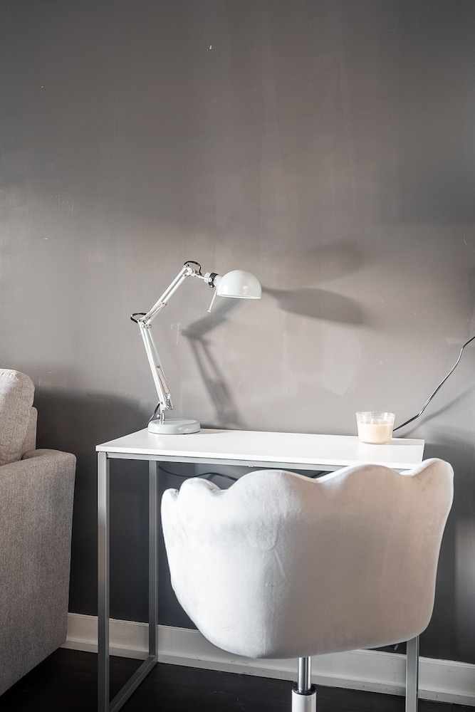 In-room business center