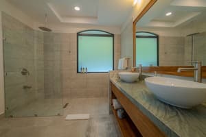 thumbnail: Interior