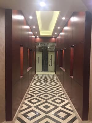 thumbnail: Hallway