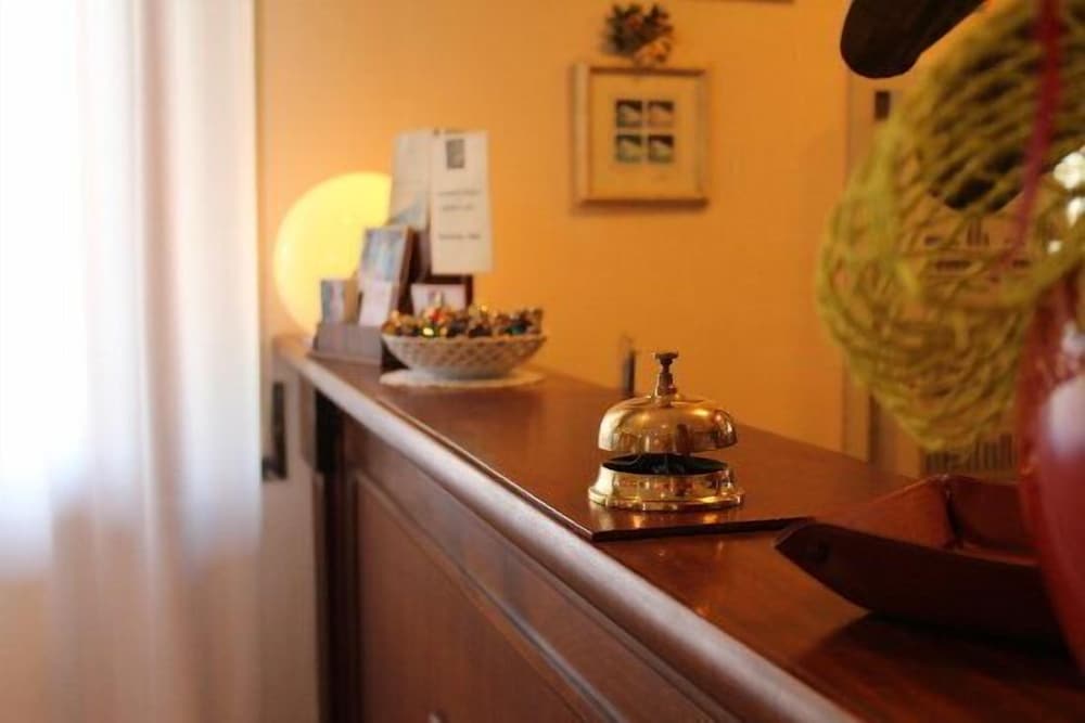 Concierge desk