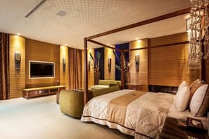 thumbnail: Interior
