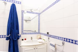 thumbnail: Interior