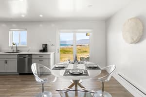 thumbnail: Beach/ocean view