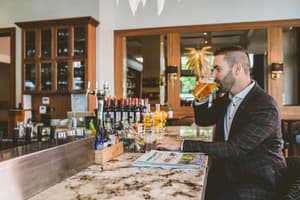 thumbnail: Restaurant