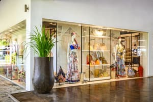 thumbnail: Designer store