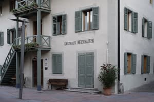 thumbnail: Exterior