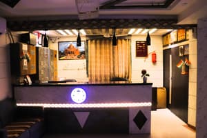 thumbnail: Interior