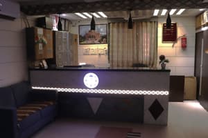 thumbnail: Reception