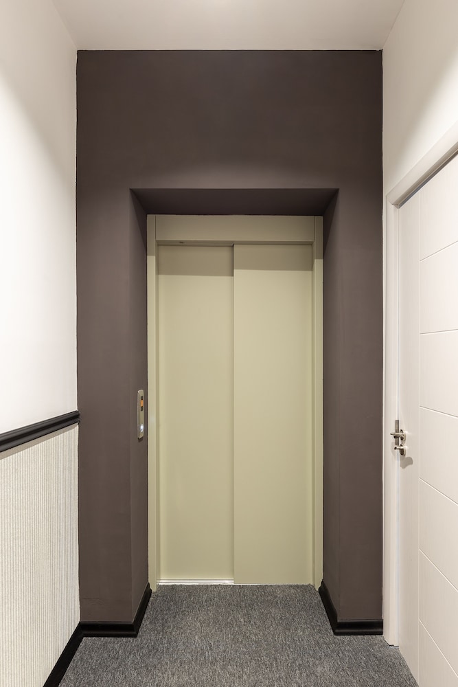 Elevator
