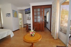 thumbnail: Living area