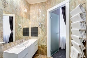 thumbnail: Bathroom