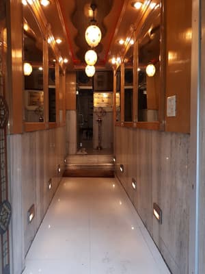 thumbnail: Hallway