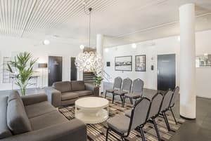 thumbnail: Lobby sitting area