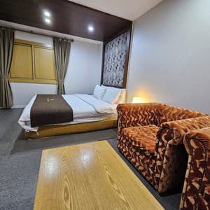thumbnail: Room
