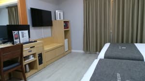 thumbnail: Room