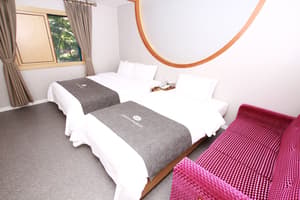 thumbnail: Room