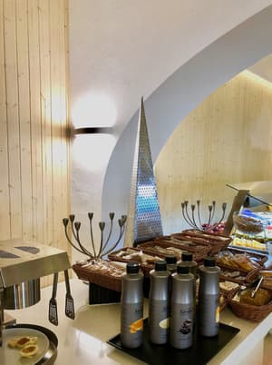 thumbnail: Breakfast buffet