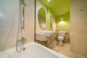 thumbnail: Bathroom