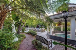 thumbnail: Courtyard