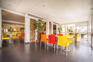 thumbnail: Restaurant