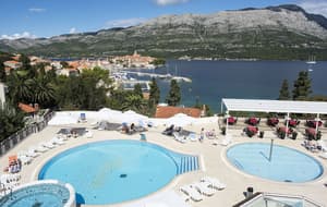 thumbnail: Outdoor pool