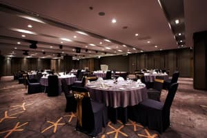 thumbnail: Banquet hall