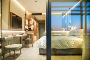thumbnail: Room