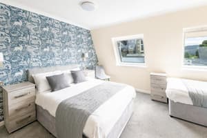 thumbnail: Room