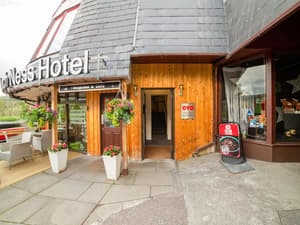 thumbnail: Property entrance
