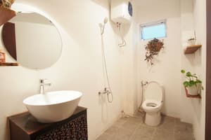 thumbnail: Bathroom