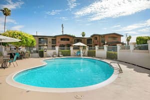 thumbnail: Outdoor pool