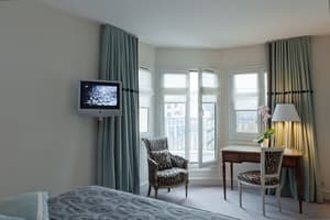 thumbnail: Room