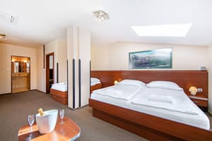 thumbnail: In-room business center