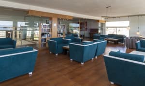 thumbnail: Business center