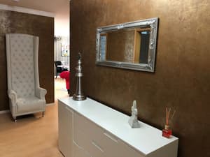 thumbnail: Interior detail
