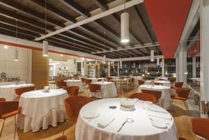 thumbnail: Restaurant