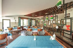 thumbnail: Restaurant