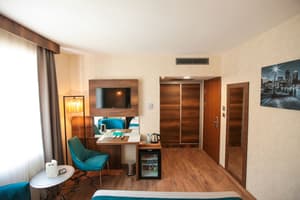 thumbnail: Room