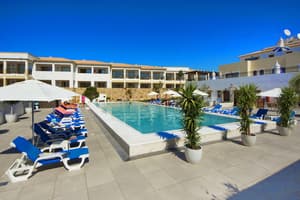thumbnail: Outdoor pool