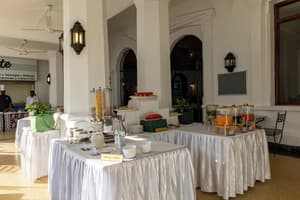 thumbnail: Restaurant