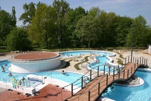 thumbnail: Outdoor pool